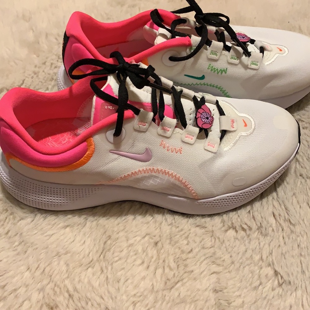 Girls Nike